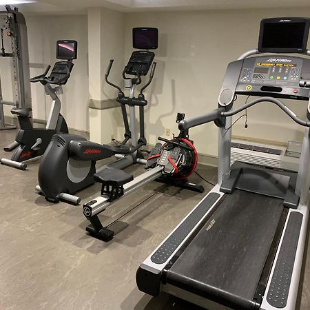 Holiday Inn Express Atlanta Airport - North, An Ihg Hotel College Park Екстер'єр фото