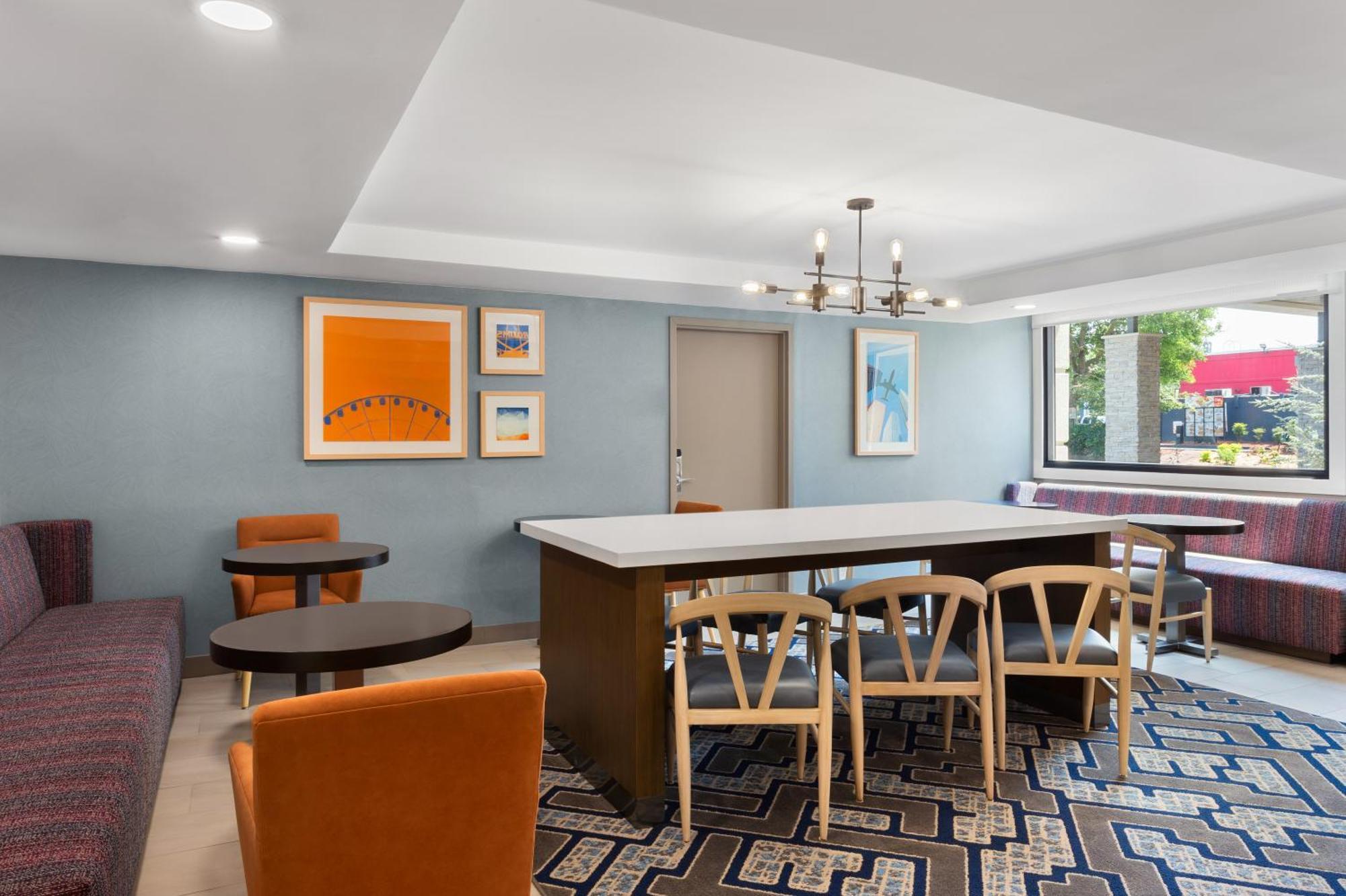 Holiday Inn Express Atlanta Airport - North, An Ihg Hotel Екстер'єр фото